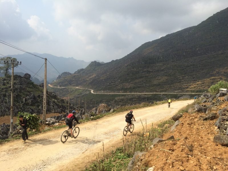 From City Chaos to Mountain Clouds: The Ultimate Hanoi to Ha Giang Cycling Tour